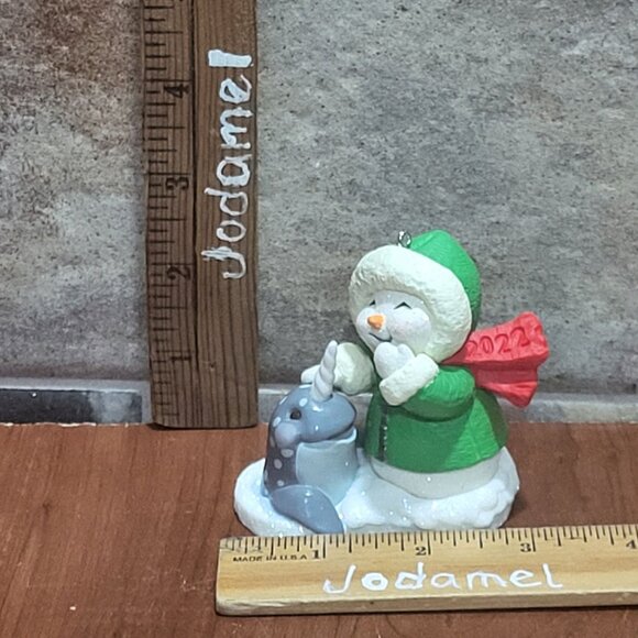 Hallmark Snow Buddies 2022 Christmas Ornament - Picture 9 of 12